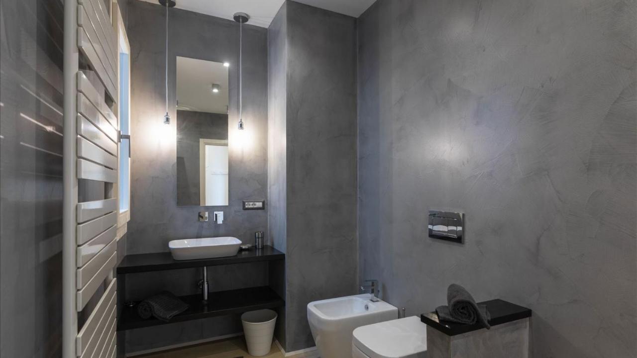 Villa Luxury In Modern Imperia