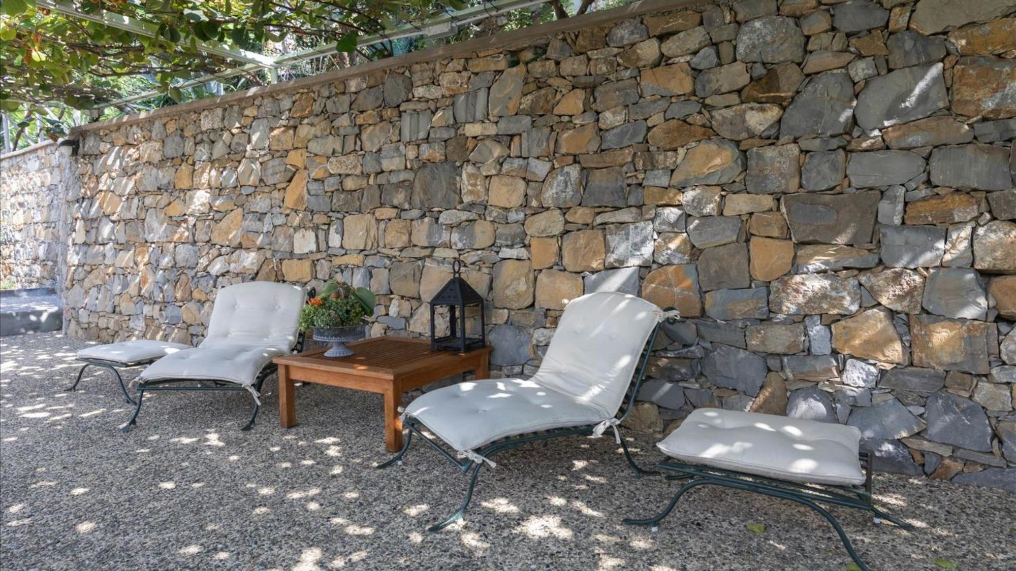 Villa Luxury In Modern Imperia
